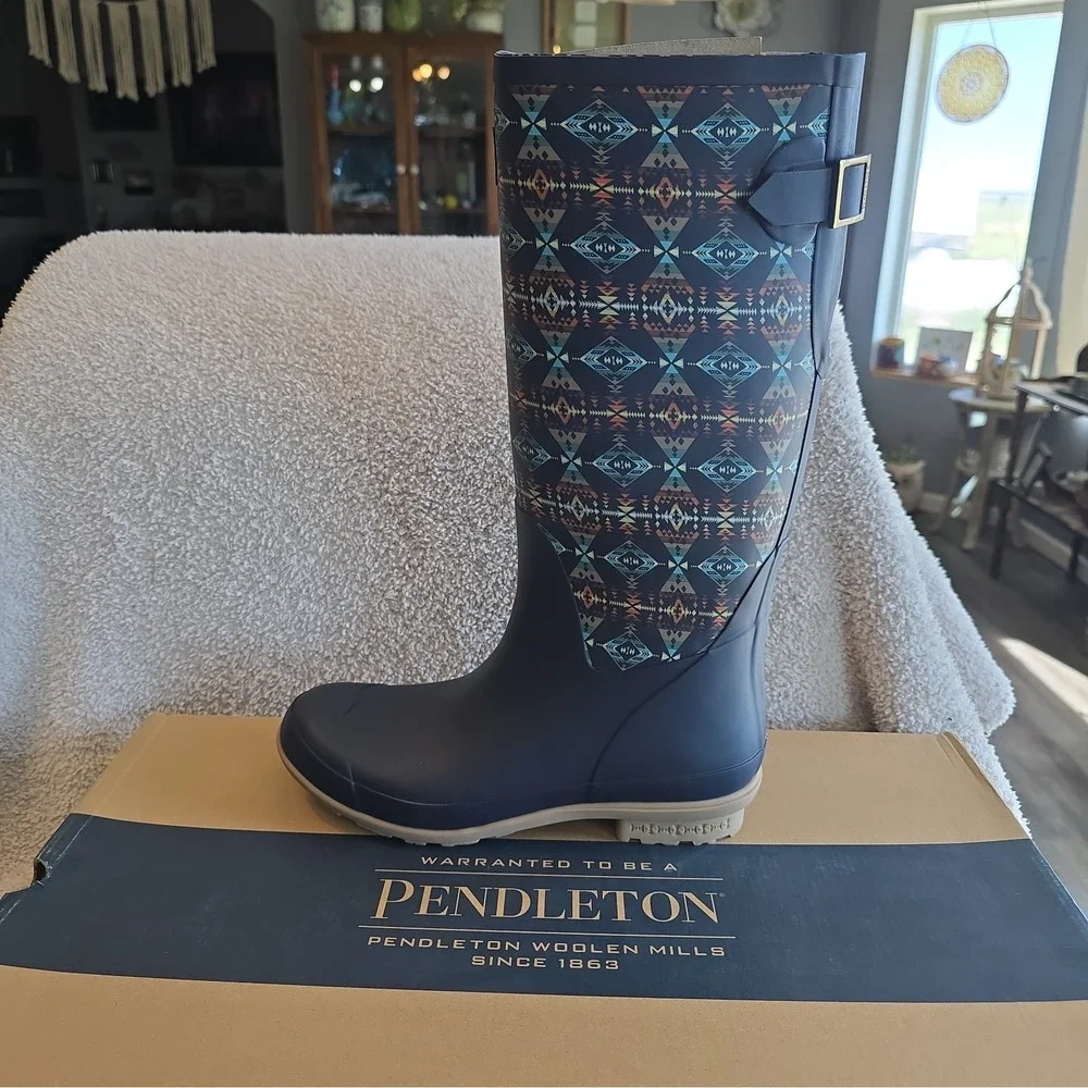 Pendleton Women's Diamond Peak Tall Navy Rain Boots Size 10 NIB Southwest Design